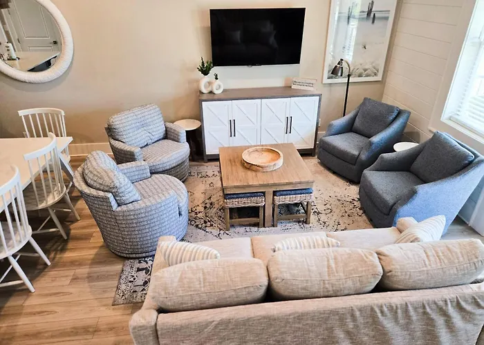 Holiday home New Listing! Luxury Home, Sleeps 10 W/ Shared Pool *